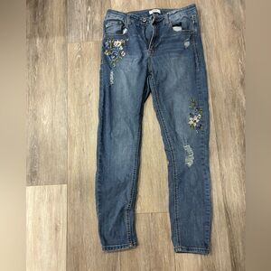 Kensie Embroidered Distressed Blue Women's Jeans Size 8